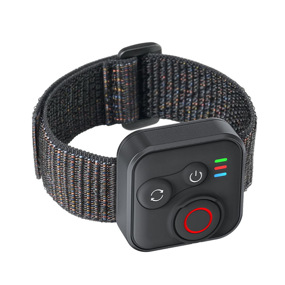 Bluetooth remote controller for action cameras