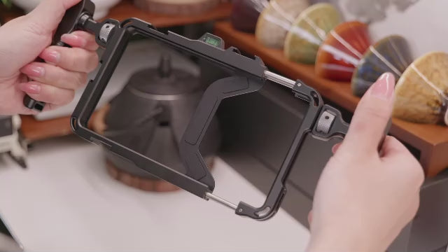mobile video rig with bubble level